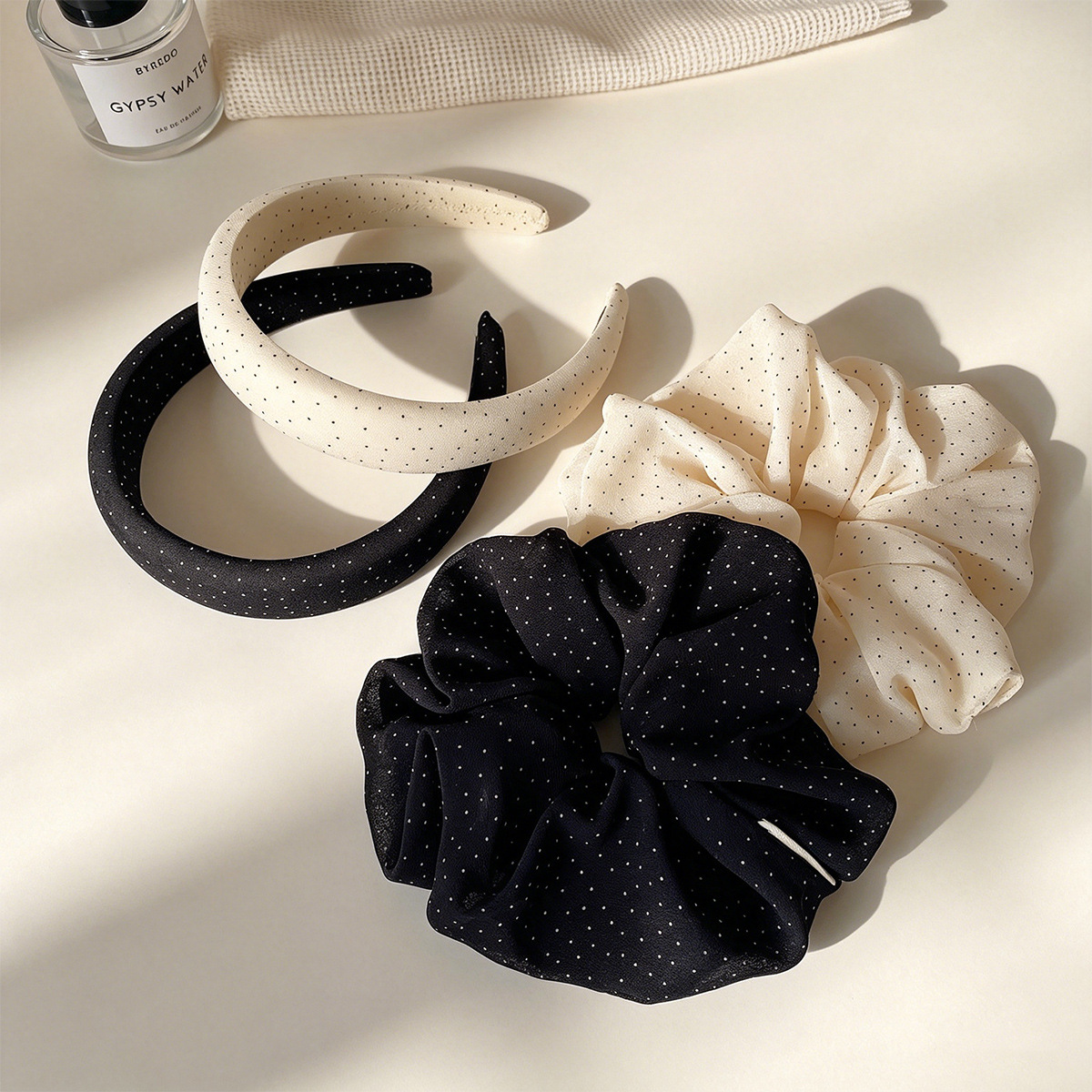 Hi Tech Accessories - Ikat Rambut Besar yang Manis dan