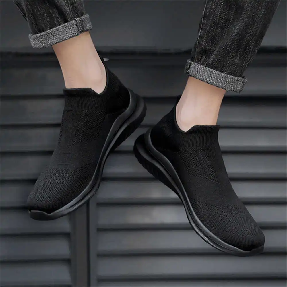 Useful Tech Accessories Gifts For Husband - Sepatu olahraga pria, krem lembut baru
