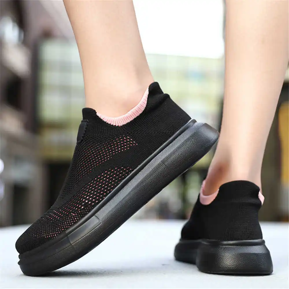 Useful Tech Accessories Gifts For Husband - Stoking Platform sepatu cokelat untuk wanita