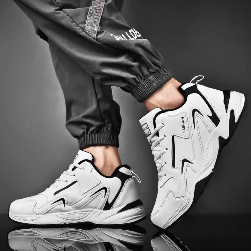 Sepatu kets olahraga untuk pri - Useful Tech Accessories Gifts For Husband ulasan dan harga